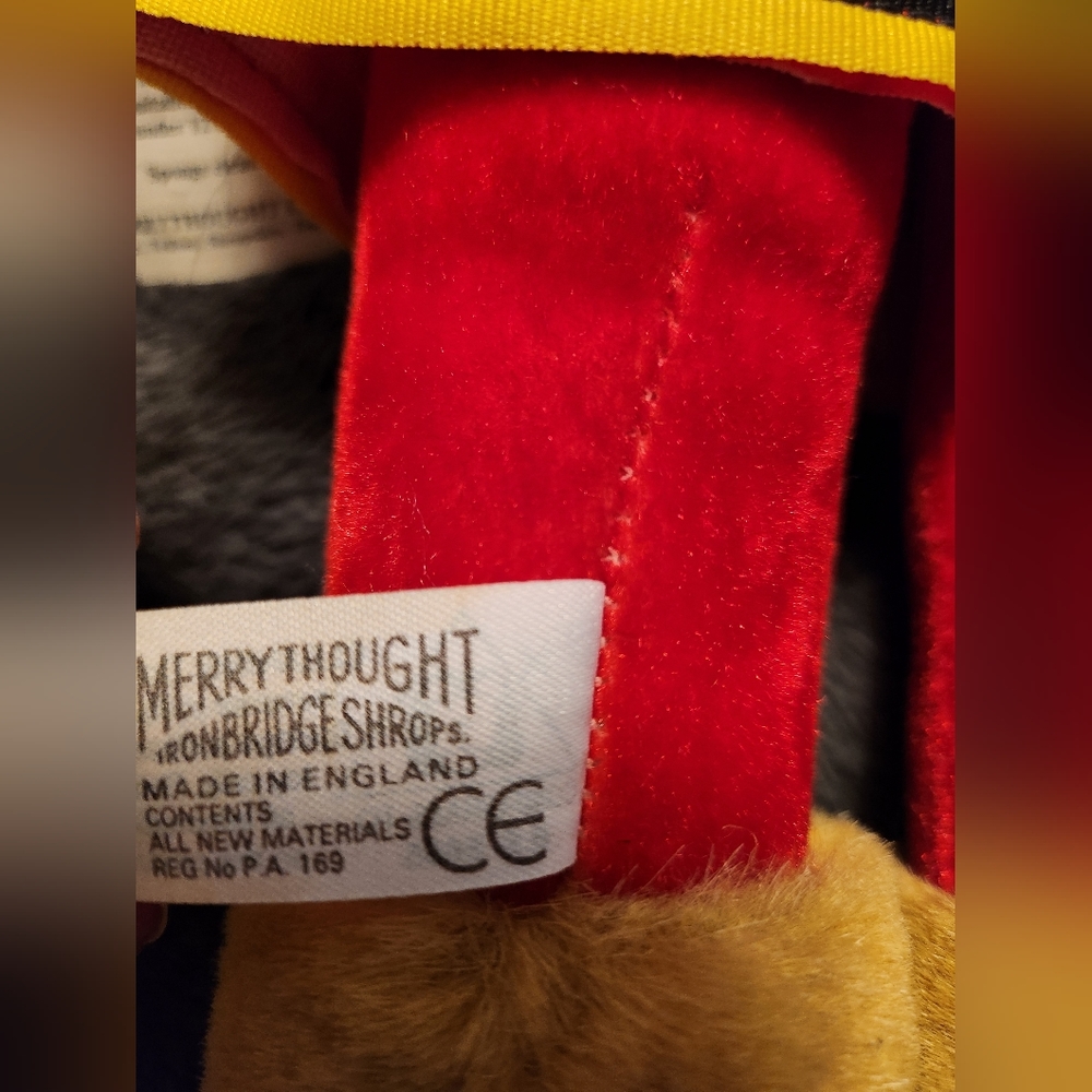 Vintage Merrythought Made in England 16in Bear Guard - Picture 6 of 7